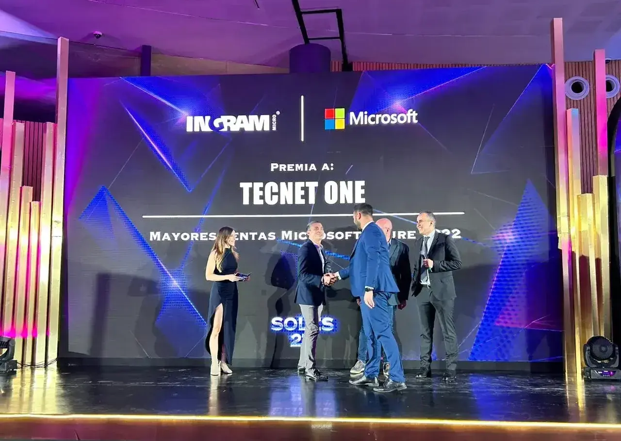 TecnetOne Premio Soles-1