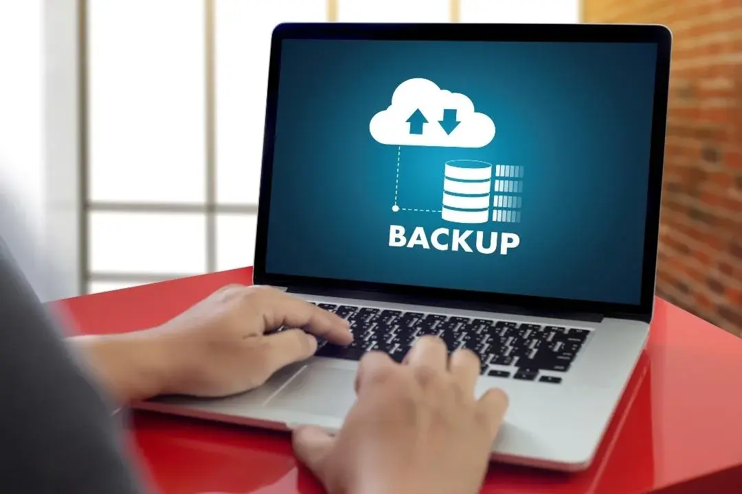 Backup en Tiempo Real vs Backup Programado: Diferencias y Casos de Uso